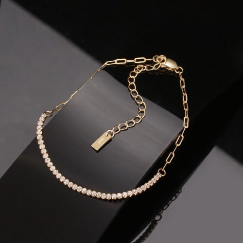 925 Silver Chain Bracelet with Small Diamond-Encrusted Charm