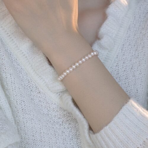Natural Freshwater Pearl Bracelet with Sterling Silver Gold-plated Clasp