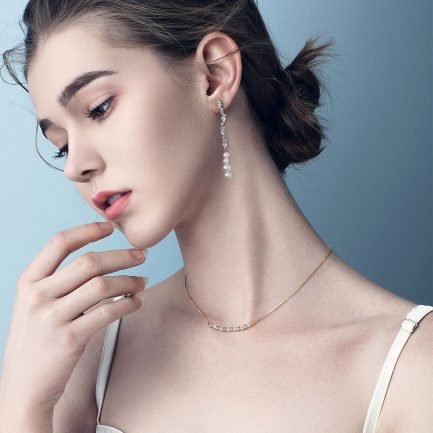 S925 Sterling Silver Smiling Necklace with Zirconia and Natural Pearl Clavicle Chain