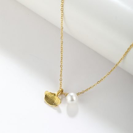 18K Gold-Plated Stainless Steel Seashell and Pearl Pendant Necklace