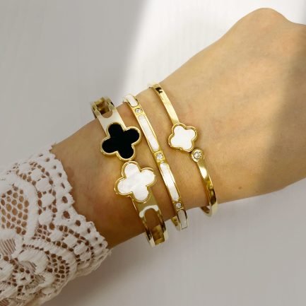 Chic Black and White Mother of Pearl Clover Bangle - Image 2