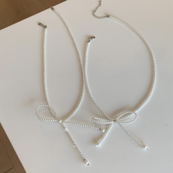 Whimsical Bow Pearl Choker