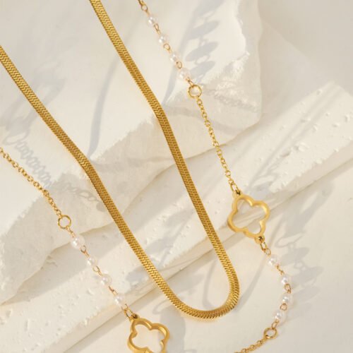 Clover Meadow Pearl Necklace