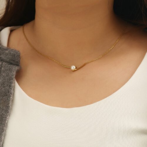 Delicate Twisted Chain Necklace