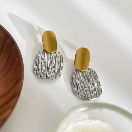 Duo Texture Drop Earrings - 이미지 3