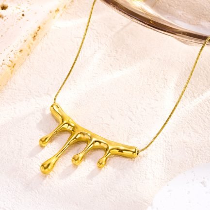 Liquid Allure Drip Necklace - Image 3