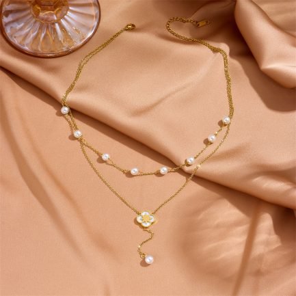 Pearlescent Clover Layered Y-Necklace - Image 4