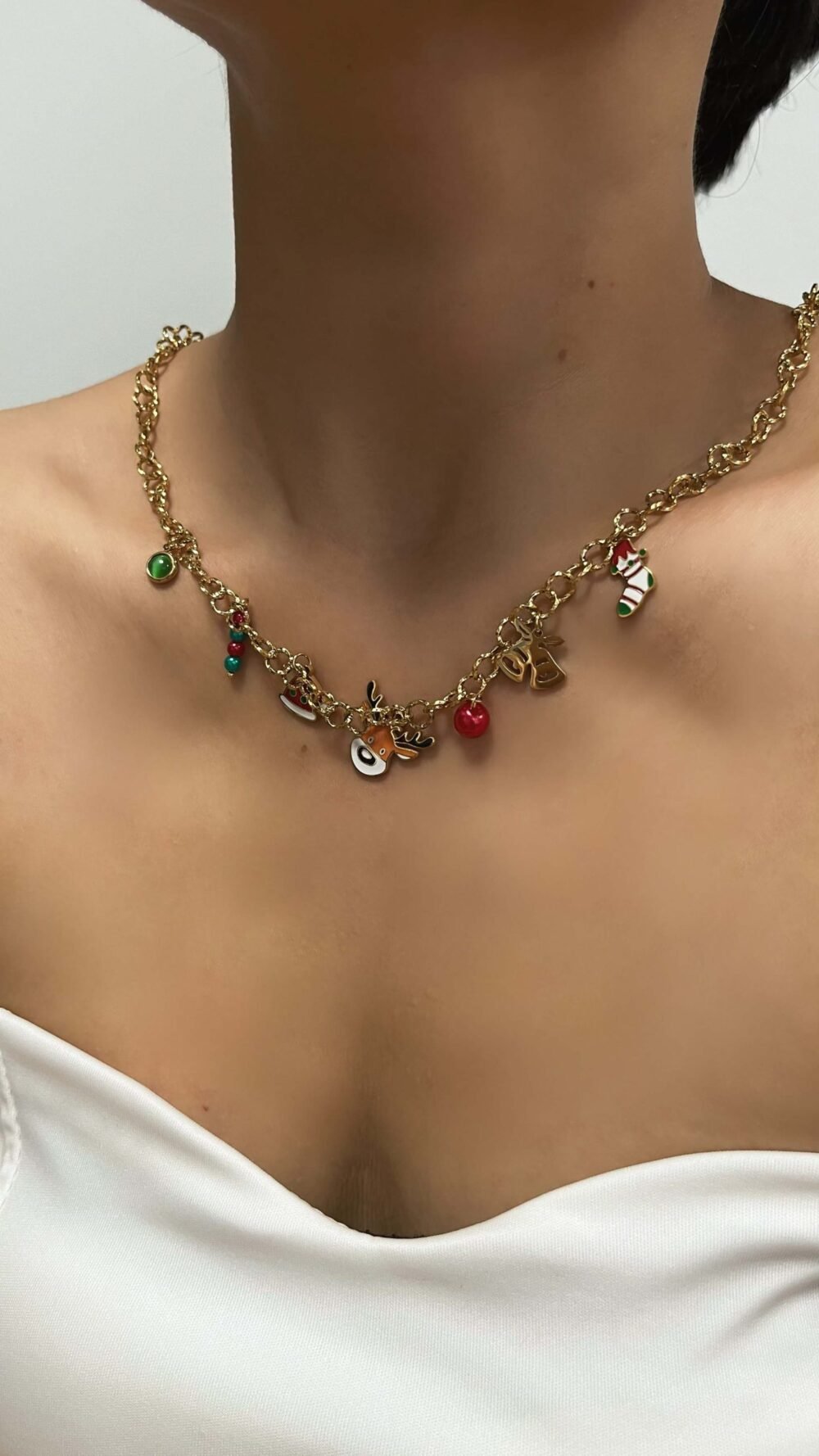 Reindeer's Jingle Necklace - Image 2