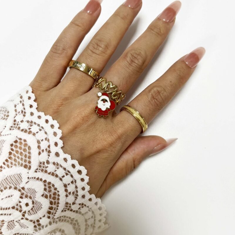 Santa’s Heart Halo Ring