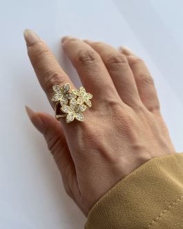 Blooming Trio Crystal Ring