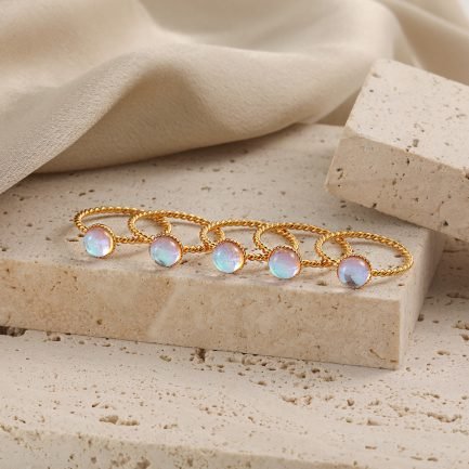 Luna Twist Ring - Image 4