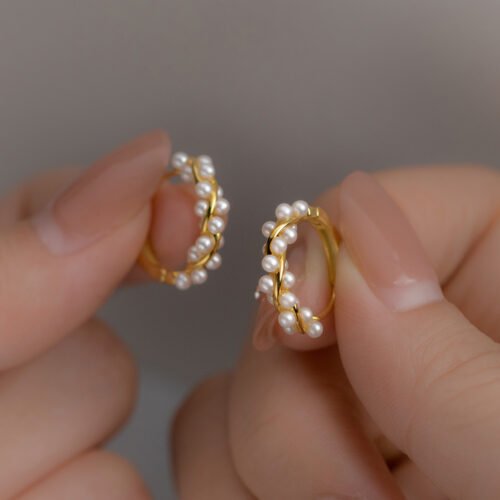 Pearl Wreath Huggie Hoops