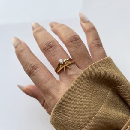 Petite Bow & Solitaire Ring Set – Image 2