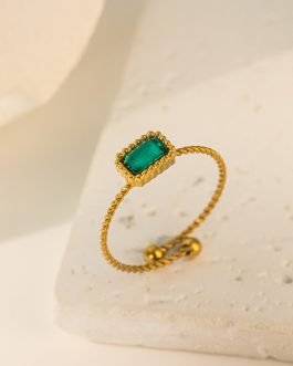 Petite Emerald Twist Ring