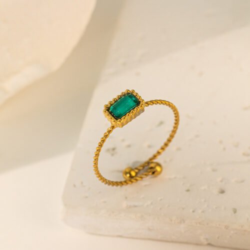 Petite Emerald Twist Ring