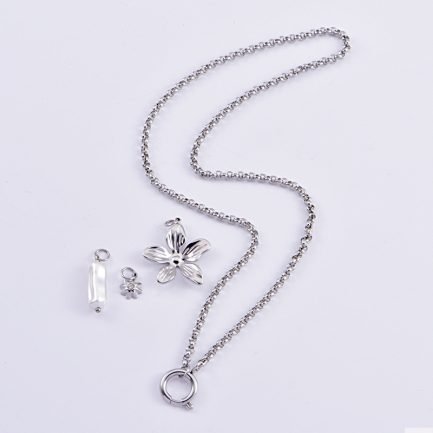Baroque Floral Elegance Necklace - 이미지 3