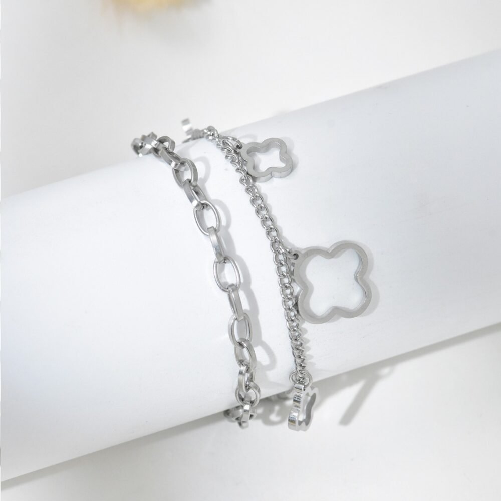 Clover Radiance Bracelet - Image 3