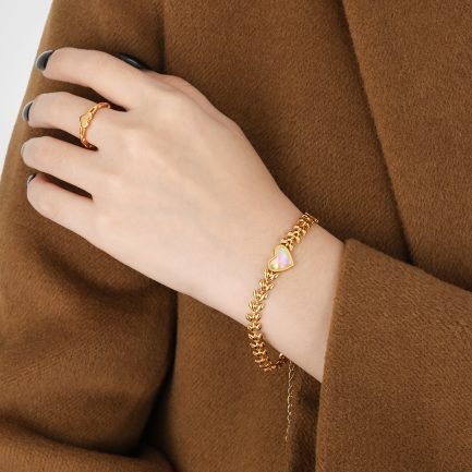 Luminous Heart Bracelet - Image 4