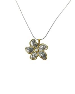 Lustrous Bloom Necklace