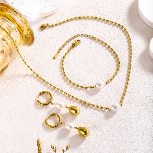 Dew Drop Pearl Jewelry Set