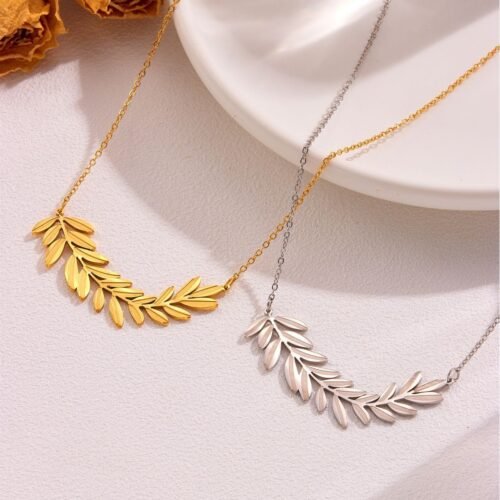 Laurel Crown Necklace