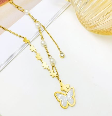Pearl Flutter Butterfly Necklace — изображение 3