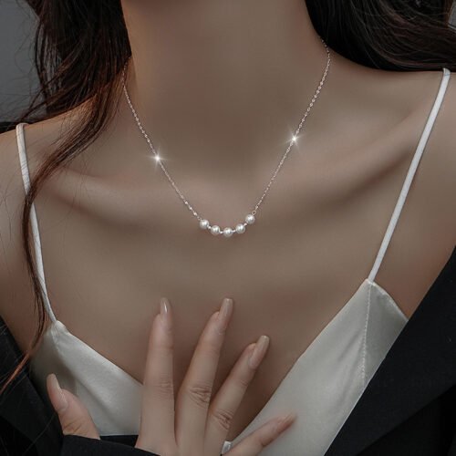 Pearls in Motion Chain Necklace