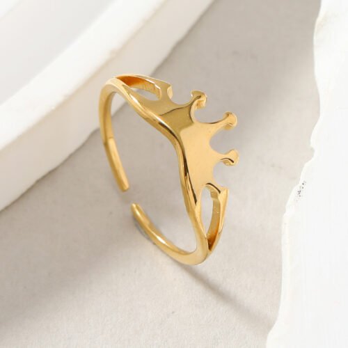 Petite Crown Ring