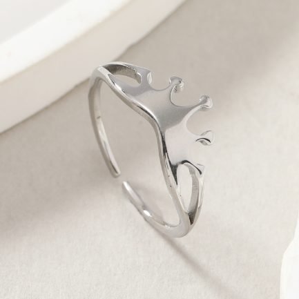 Petite Crown Ring - Image 3