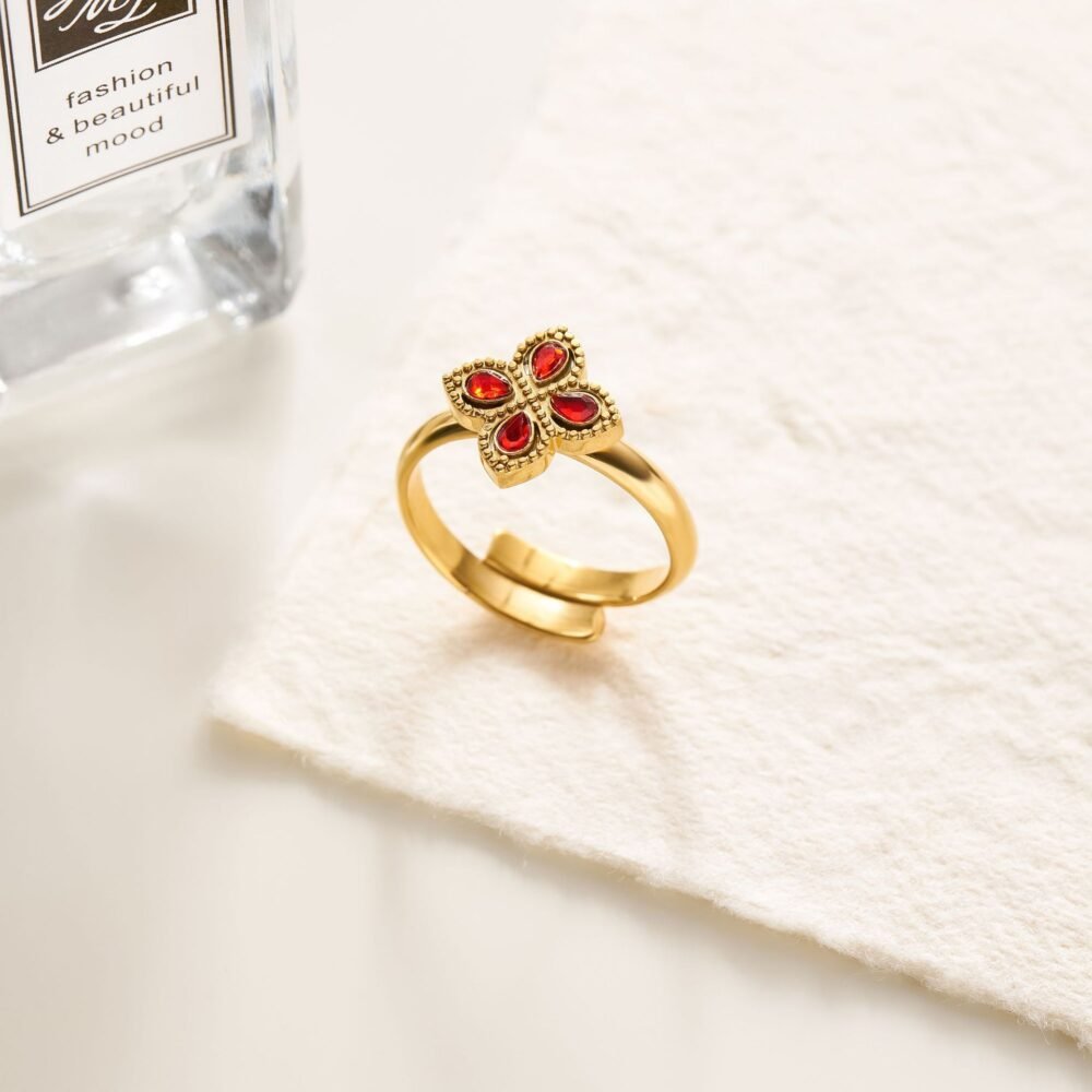 Blossom Clover 18K Gold Adjustable Ring - Image 3