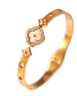 Blooming Clover Bangle