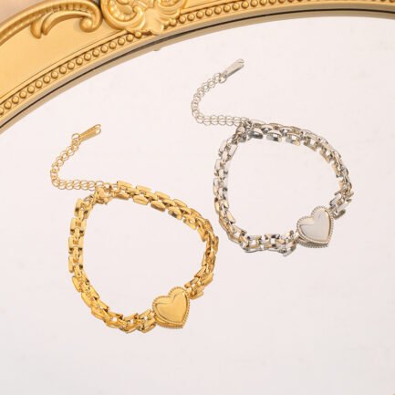 Regal Heart Statement Chain Bracelet - Image 6