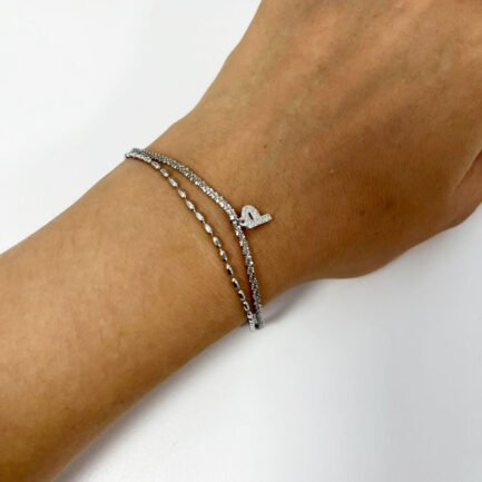 ⁦Zirconia Initial Luxe 18K Plated Titanium Layered Bracelet⁩ - الصورة ⁦4⁩
