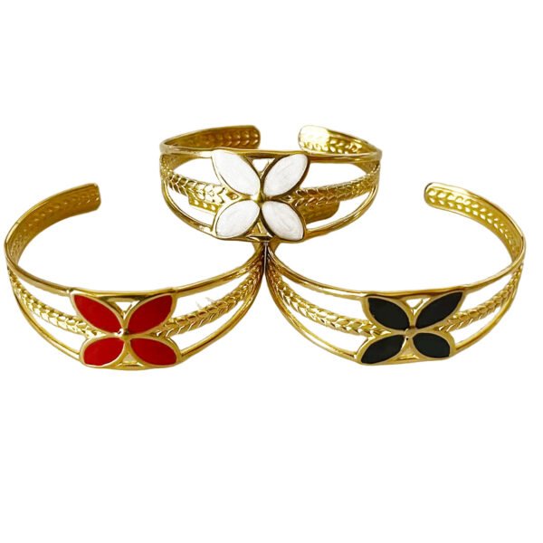Clover Bloom Enamel Bangle