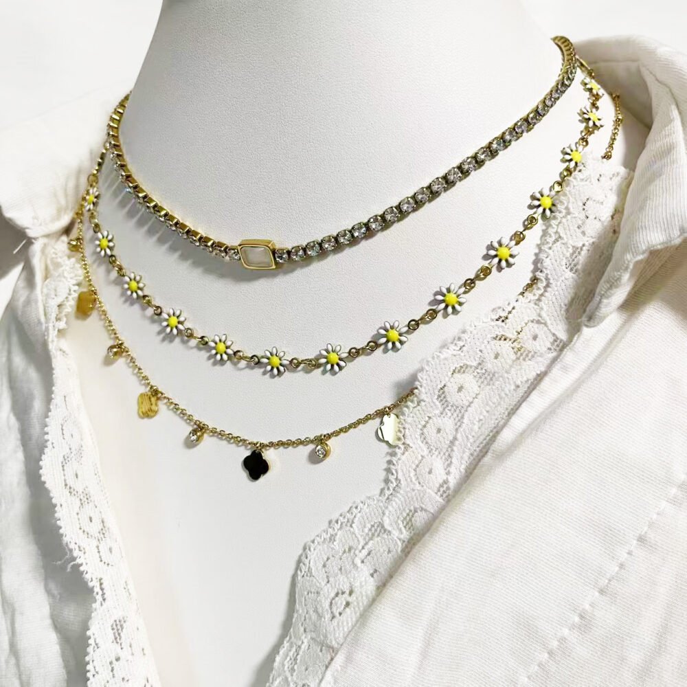 Daisy Chain Jewelry Set - Image 2