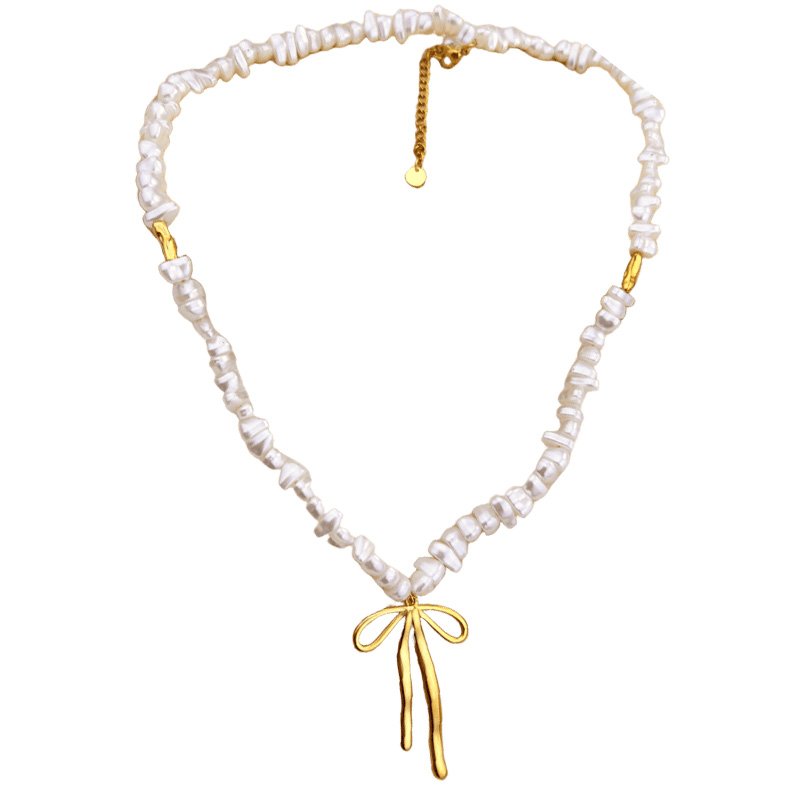 Elegant Pearl Bowknot Necklace