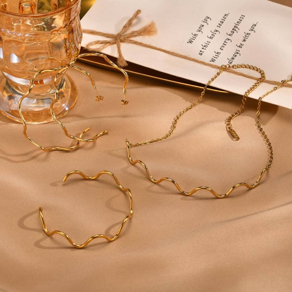 Minimalist Wave Jewelry Set - Image 4