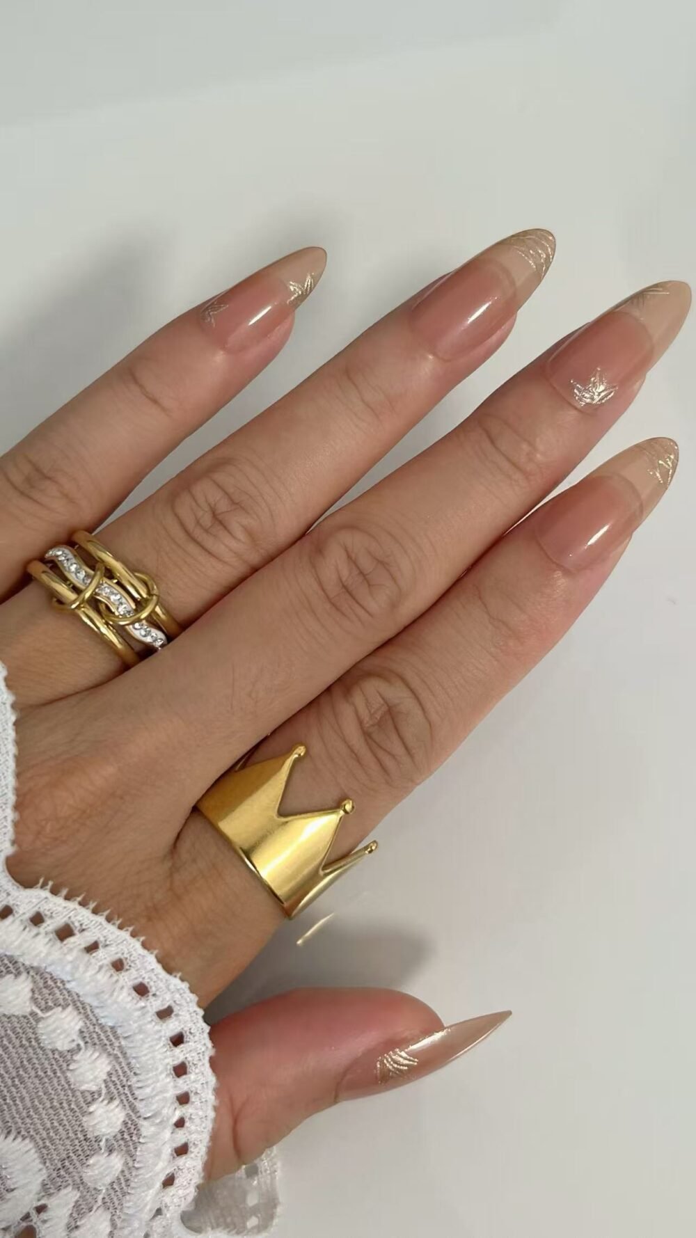 Adjustable Wide Band Glossy Crown Ring - Image 3