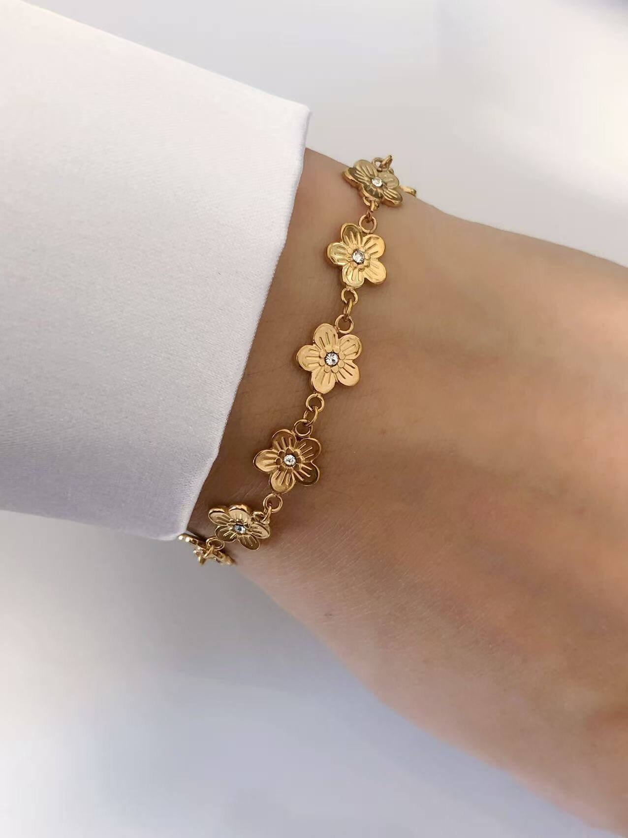 18K Gold Flower Chain Bracelet with Crystals - Image 2