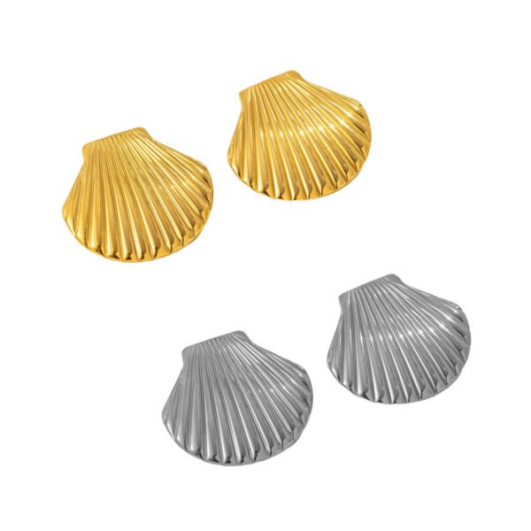 Bold Scallop Shell Stud Earrings