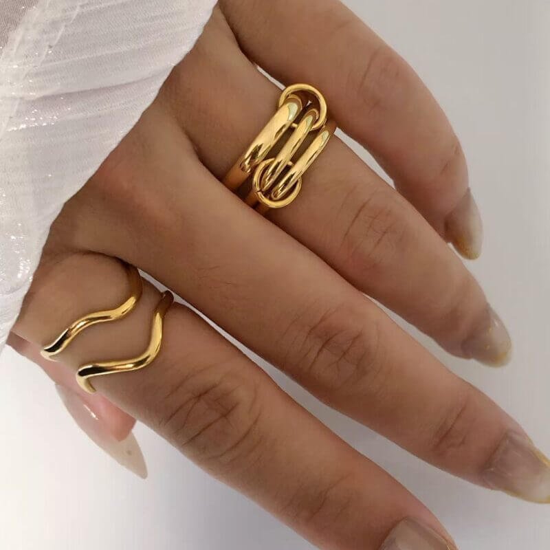 Gold Interlocked Triple Chain Ring