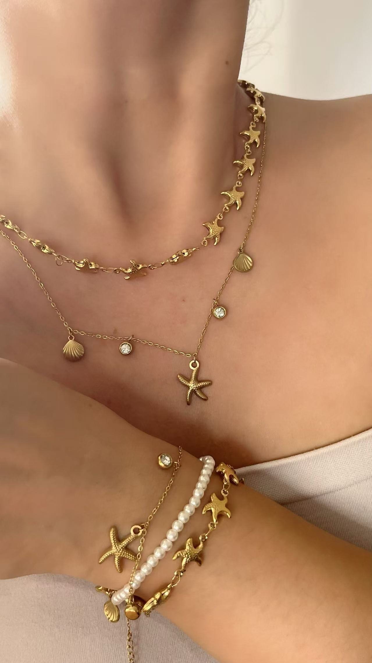 Gold Starfish Chain Necklace - Image 3