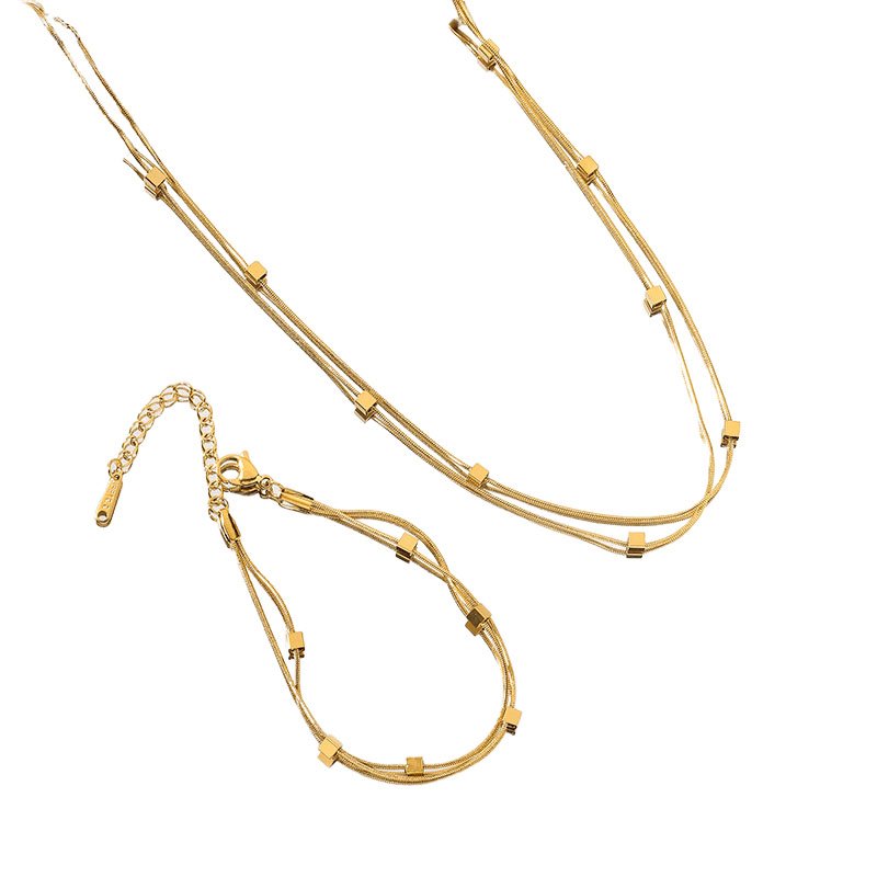 Geometric Cube Station Set