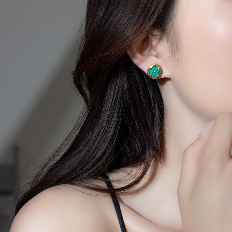 Mother of Pearl Clover Bezel Stud Earrings