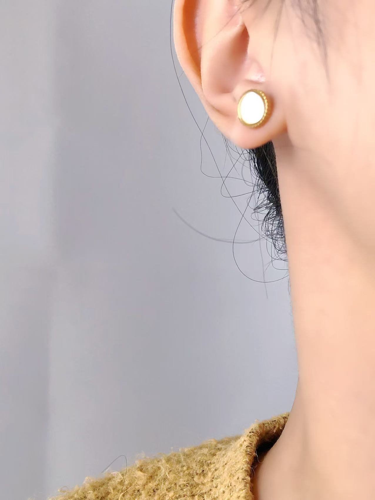 Mother of Pearl Round Disc Stud Earrings - Image 2