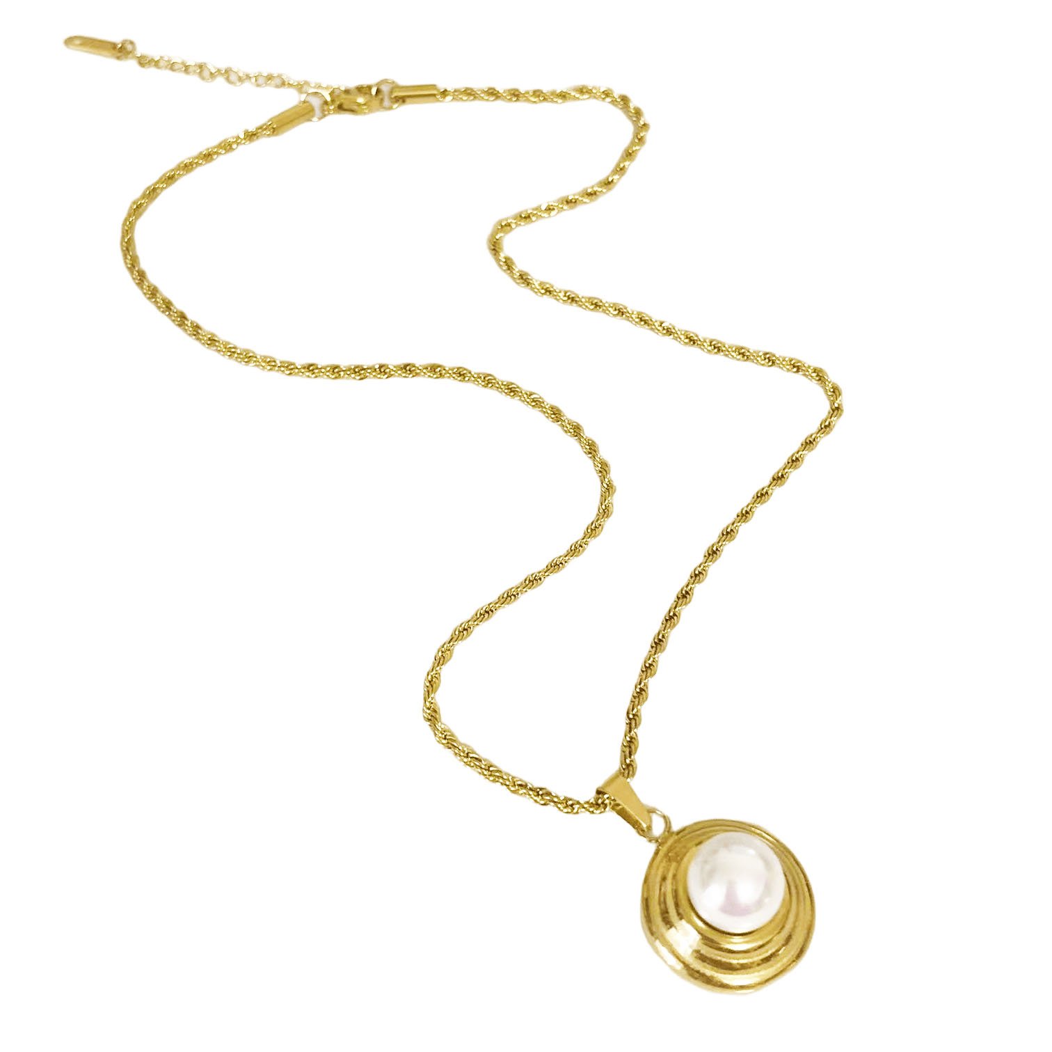 Nest Pearl Pendant Necklace