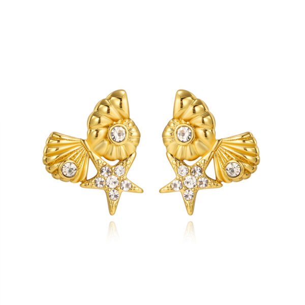 Ocean Treasure Seashell Zircon Stud Earrings