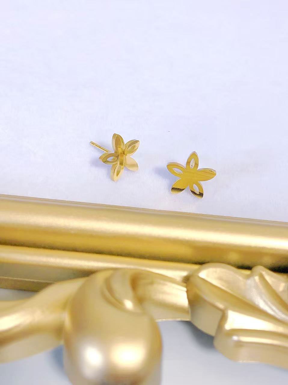 Plum Blossom Stud Earrings - Image 3