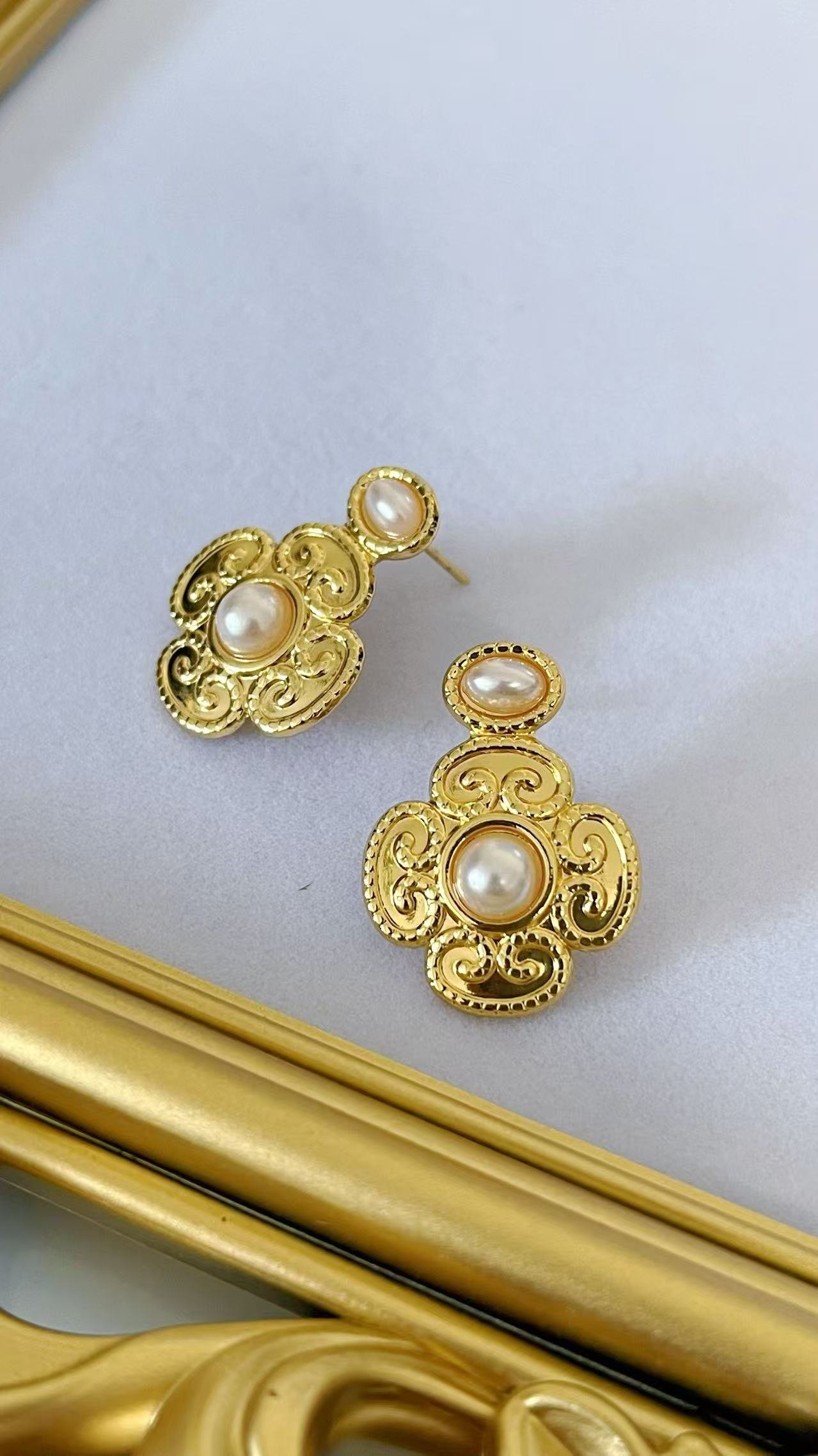 Opulent Fleur Pearl Studs - Image 3