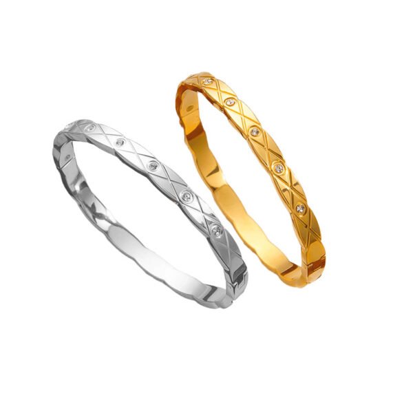 Quilted Zircon Diamond Bangle